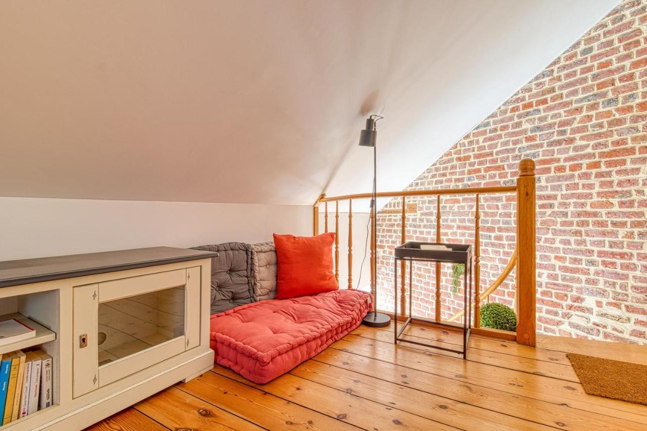 Le Verlaine - Appt Charmant Cosy Idealement Situe Calais Eksteriør billede
