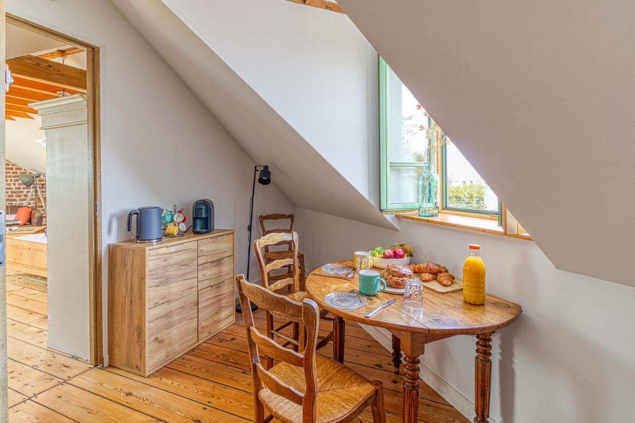 Le Verlaine - Appt Charmant Cosy Idealement Situe Calais Eksteriør billede